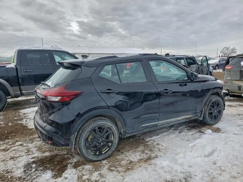 2022 NISSAN KICKS SR  