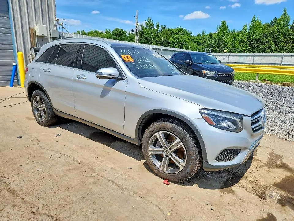 2017 MERCEDES-BENZ GLC 300  