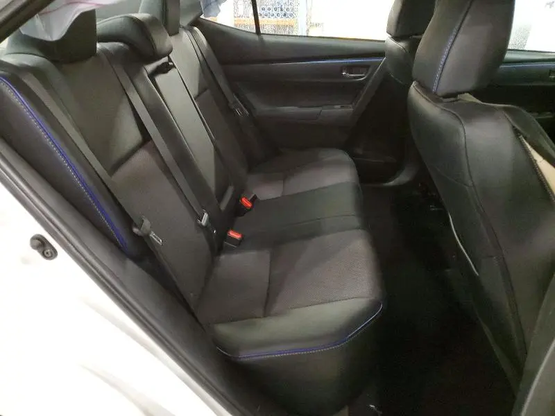 2017 TOYOTA COROLLA SE  