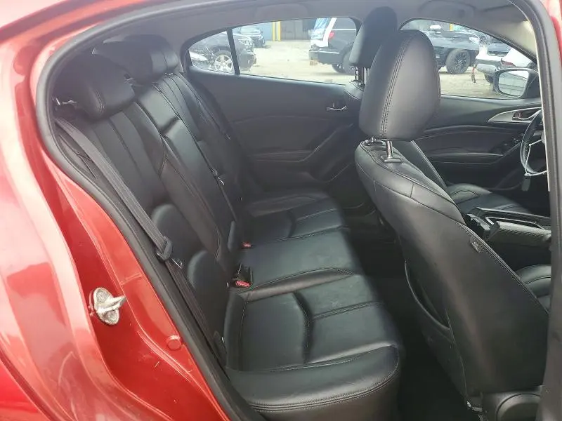 2017 MAZDA 3 TOURING  