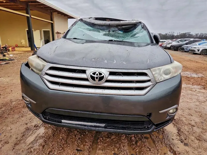 2013 TOYOTA HIGHLANDER BASE  