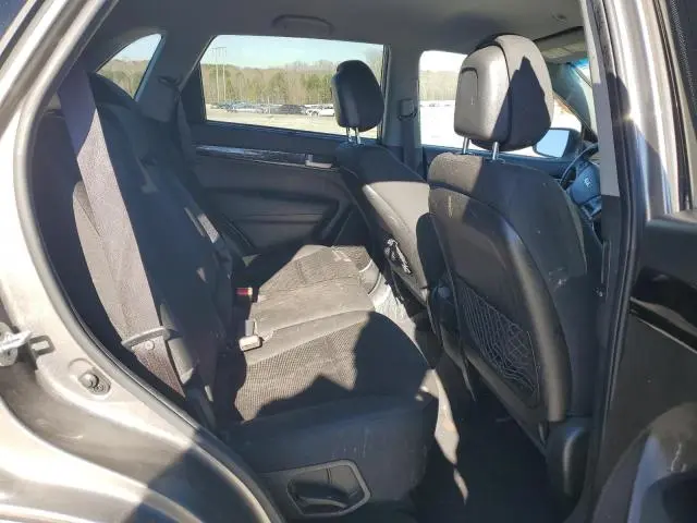 2015 KIA SORENTO LX  