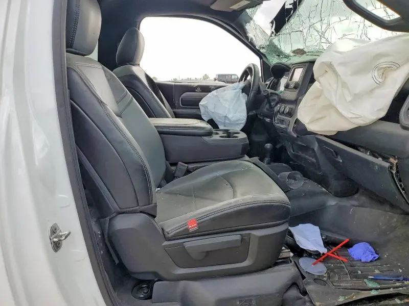 2023 RAM 2500 TRADESMAN  