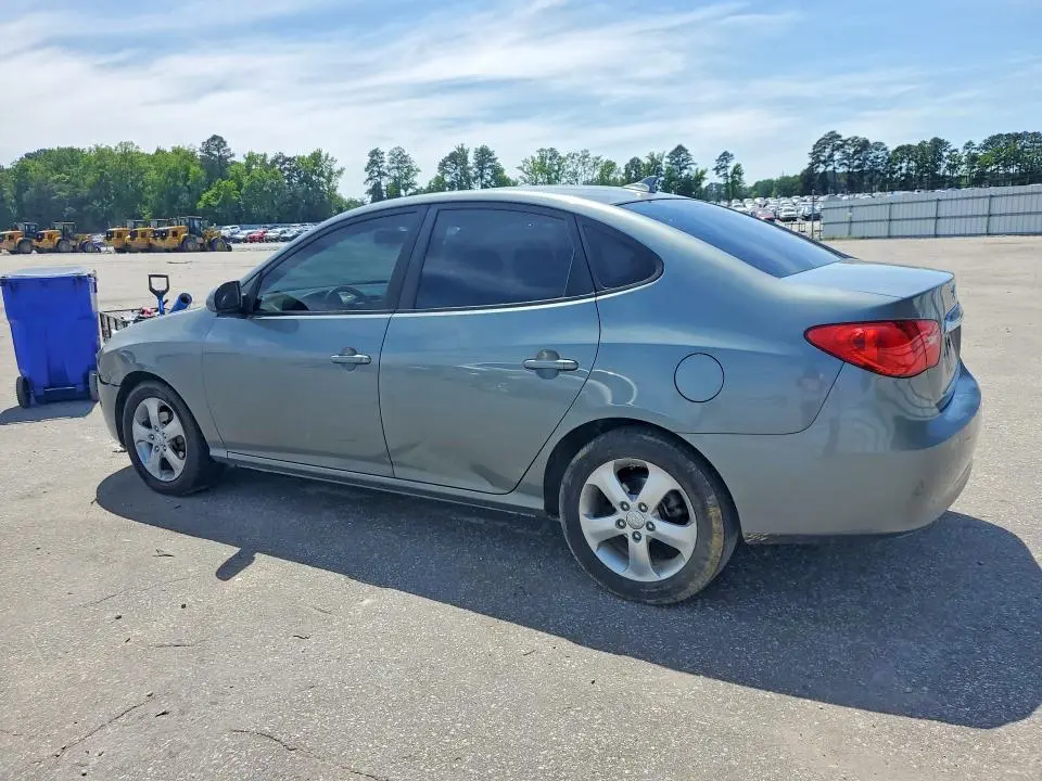 2010 HYUNDAI ELANTRA SE  