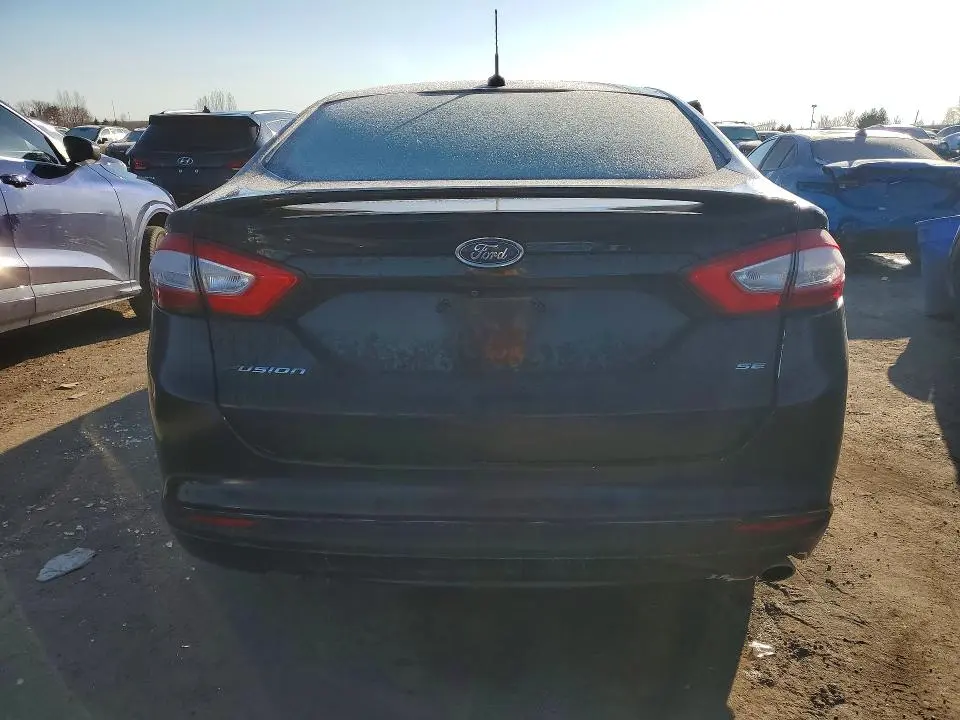 2015 FORD FUSION SE  