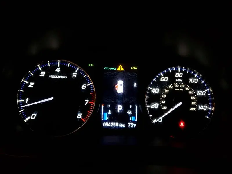 2020 MITSUBISHI OUTLANDER SE  