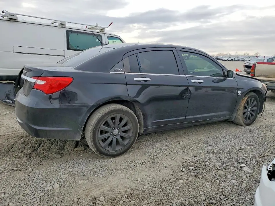 2014 CHRYSLER 200 LIMITED  