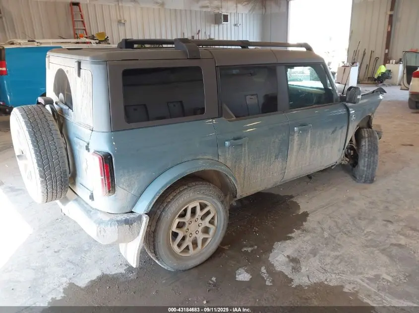 2022 FORD BRONCO OUTER BANKS