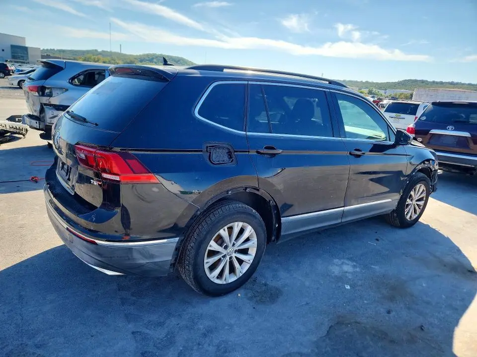 2018 VOLKSWAGEN TIGUAN SE  