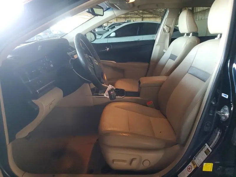 2013 TOYOTA CAMRY SE  