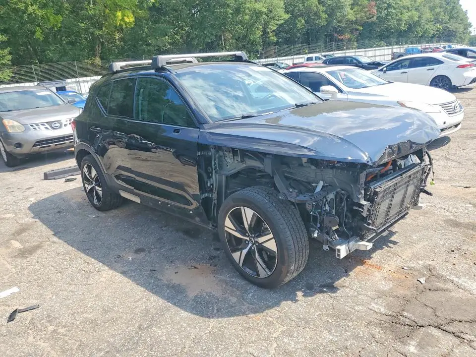 2021 VOLVO XC40 RECHARGE  