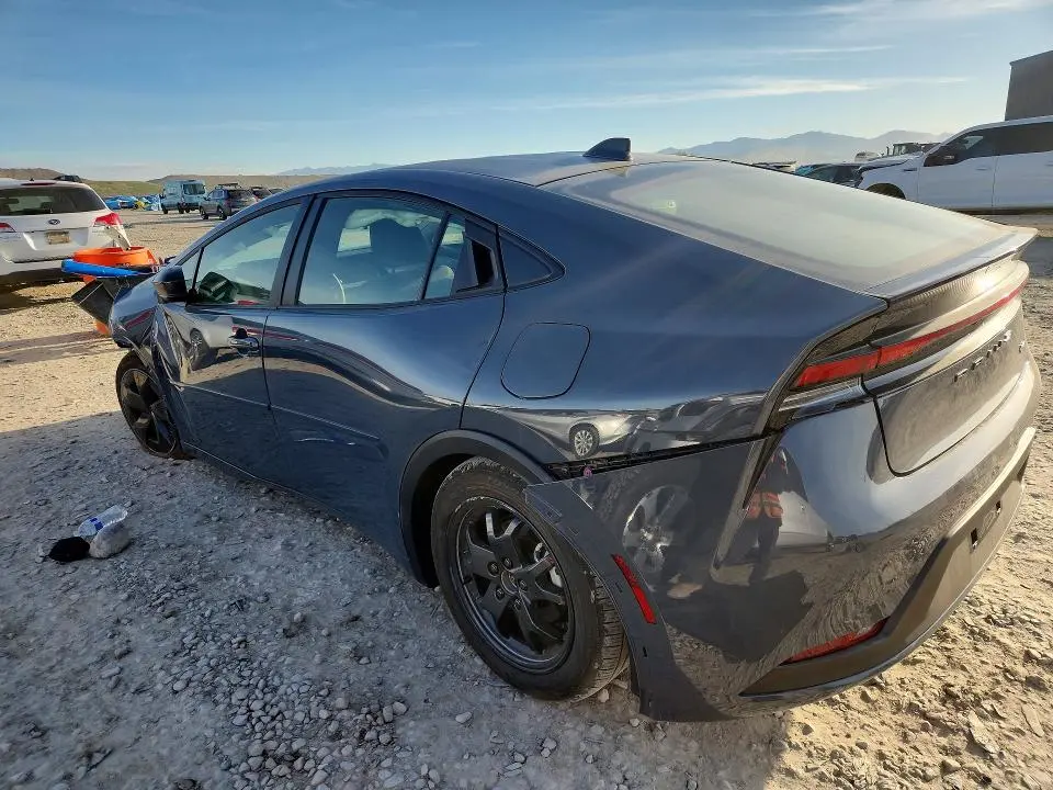 2023 TOYOTA PRIUS LE  