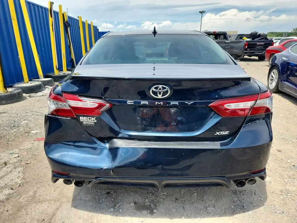 2019 TOYOTA CAMRY XSE  
