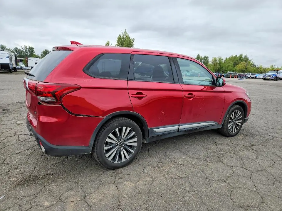 2020 MITSUBISHI OUTLANDER SE  
