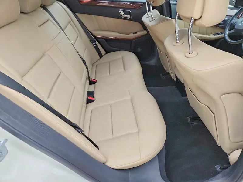 2011 MERCEDES-BENZ E 350  