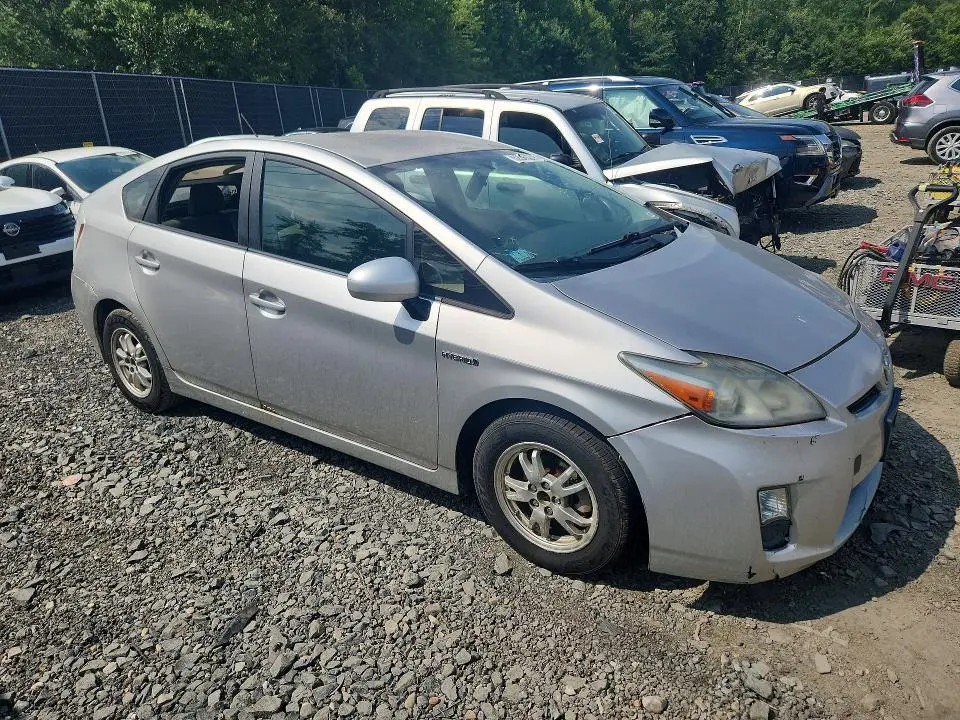 2010 TOYOTA PRIUS II  