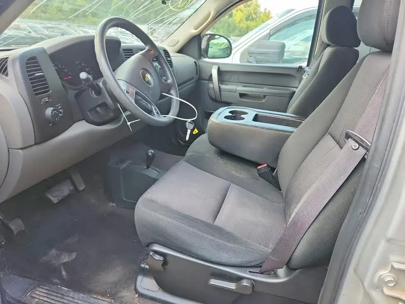 2011 CHEVROLET SILVERADO K1500 LS  