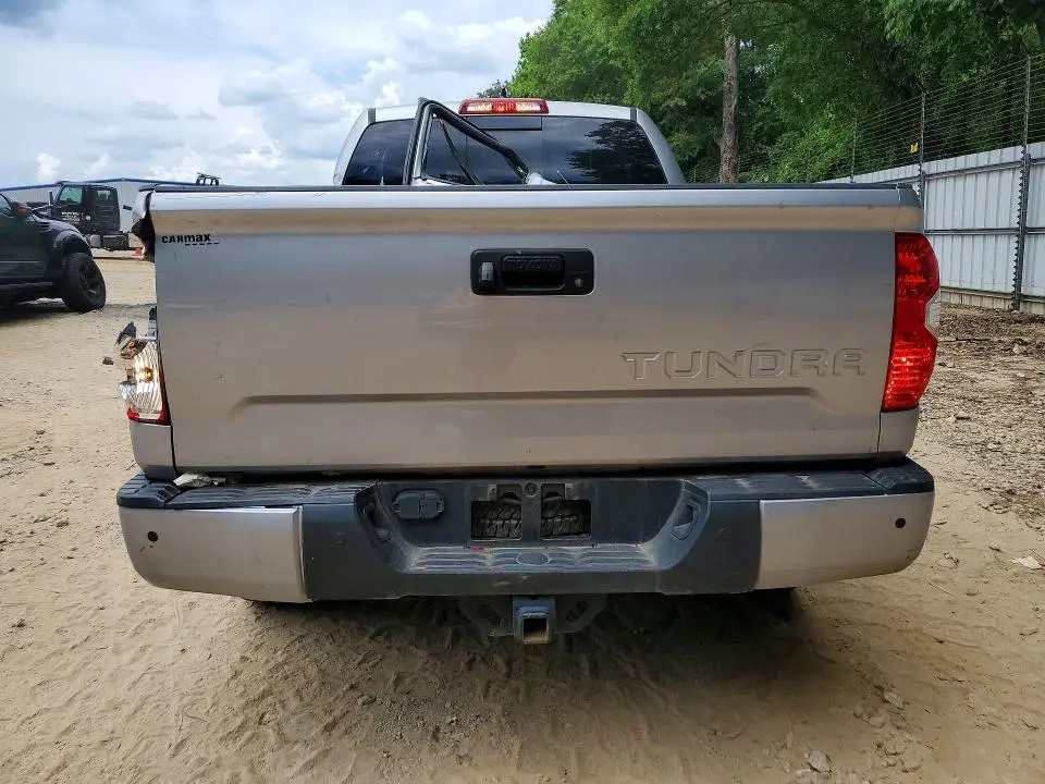 2021 TOYOTA TUNDRA SR5  