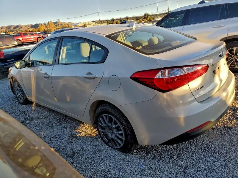2015 KIA FORTE LX  
