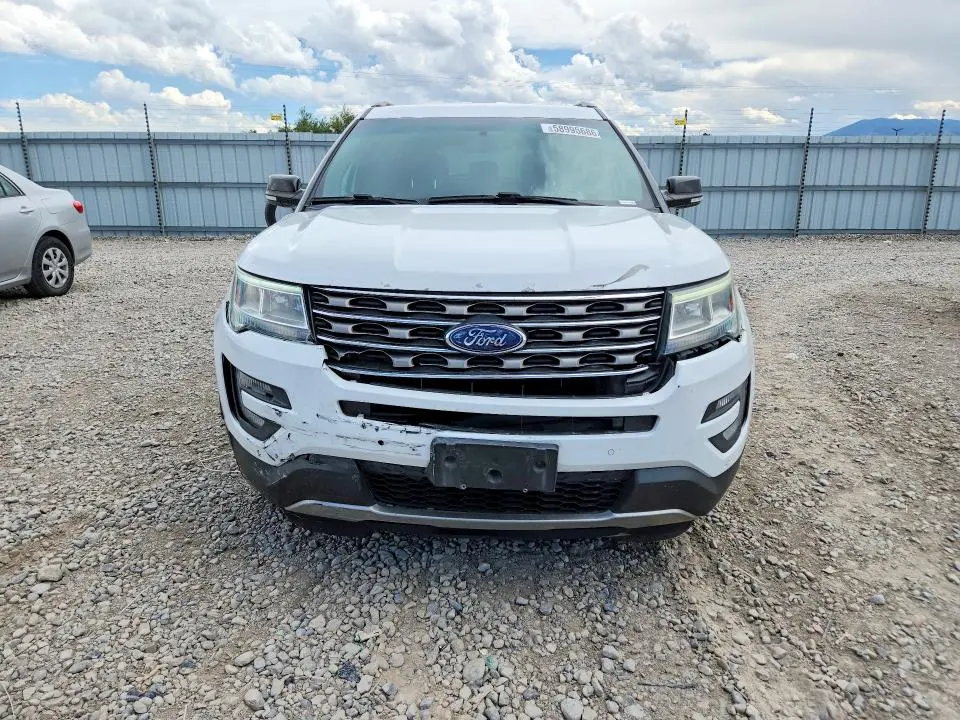 2017 FORD EXPLORER XLT  