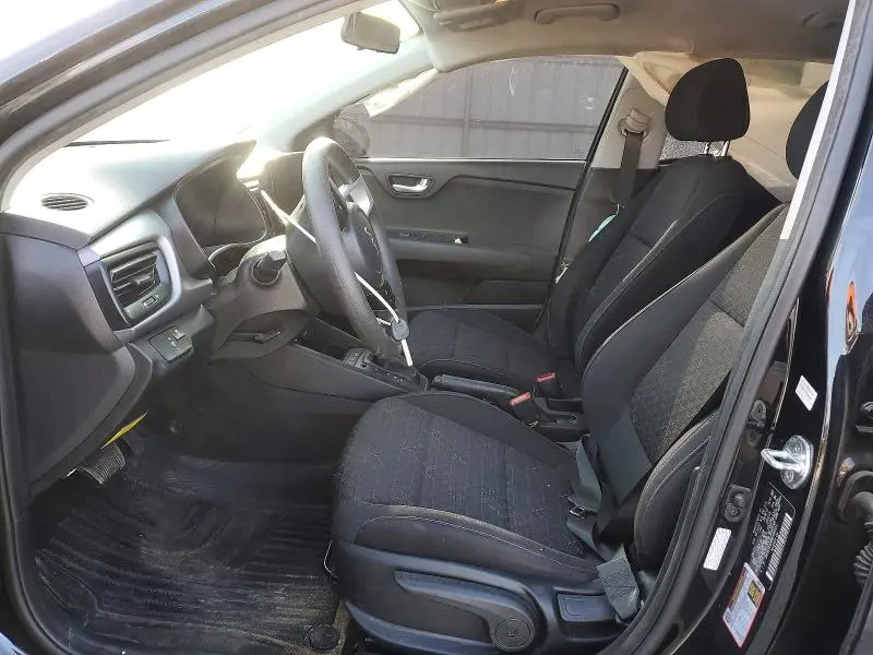 2022 KIA RIO LX  