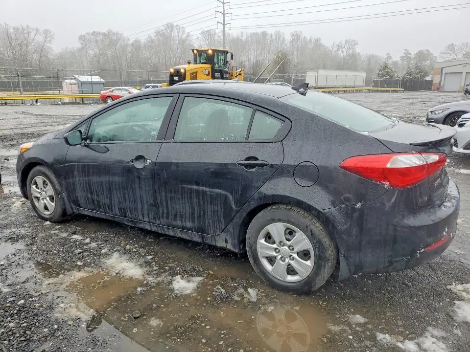 2016 KIA FORTE LX  