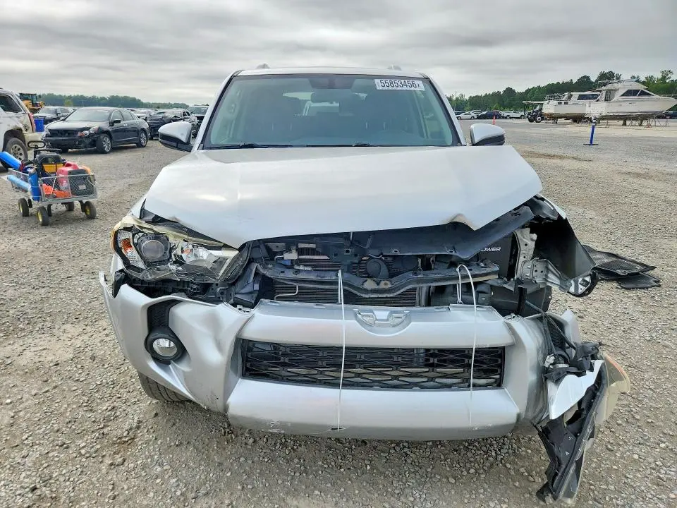 2017 TOYOTA 4RUNNER SR5  