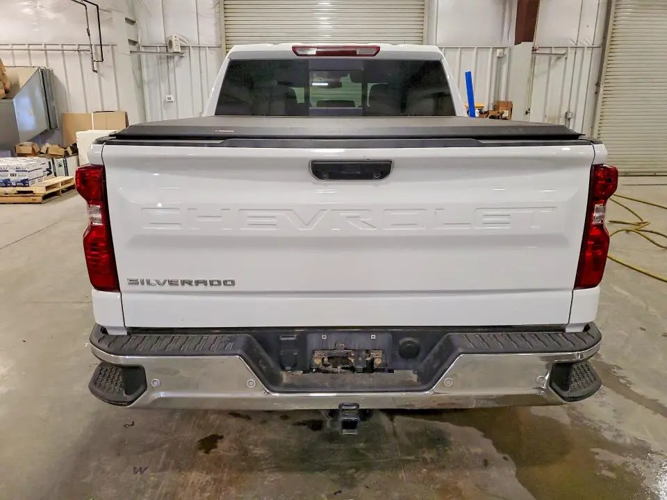 2024 CHEVROLET SILVERADO K1500 LT  