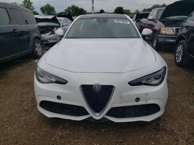 2017 ALFA ROMEO GIULIA Q4  