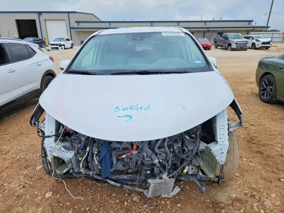 2021 TOYOTA SIENNA LE  