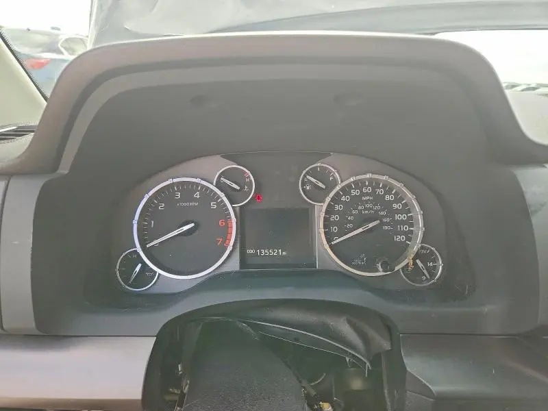 2017 TOYOTA TUNDRA CREWMAX SR5  