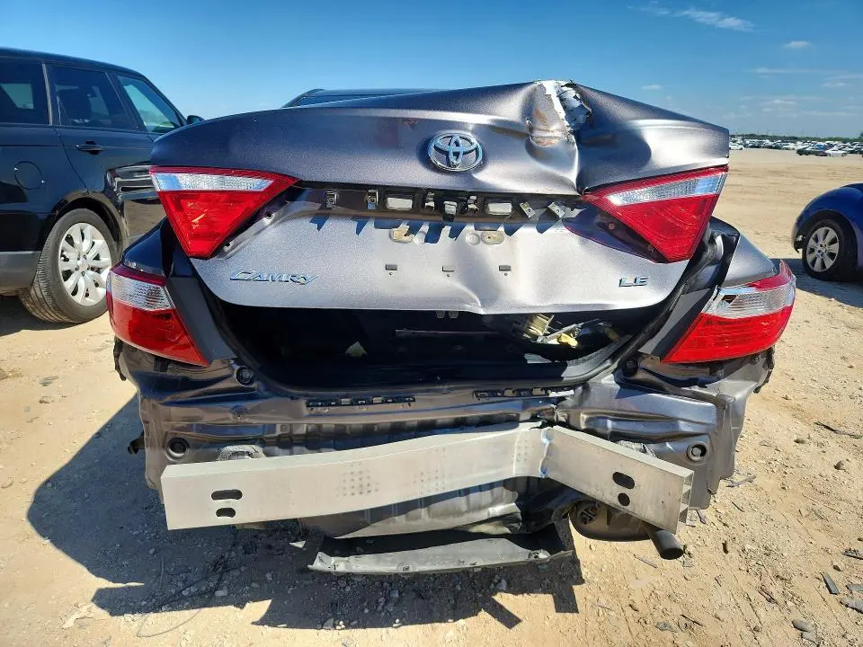2017 TOYOTA CAMRY LE  