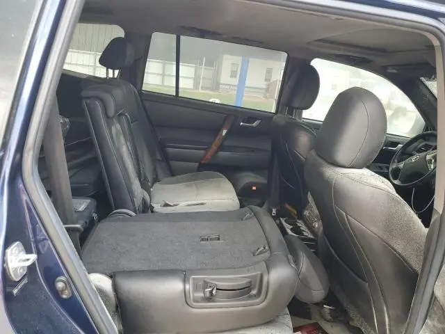 2011 TOYOTA HIGHLANDER LIMITED  