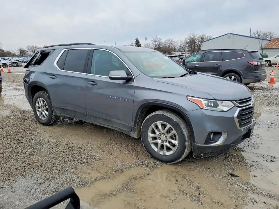2021 CHEVROLET TRAVERSE LT  