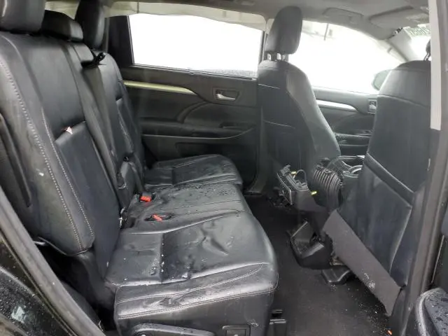 2014 TOYOTA HIGHLANDER XLE  