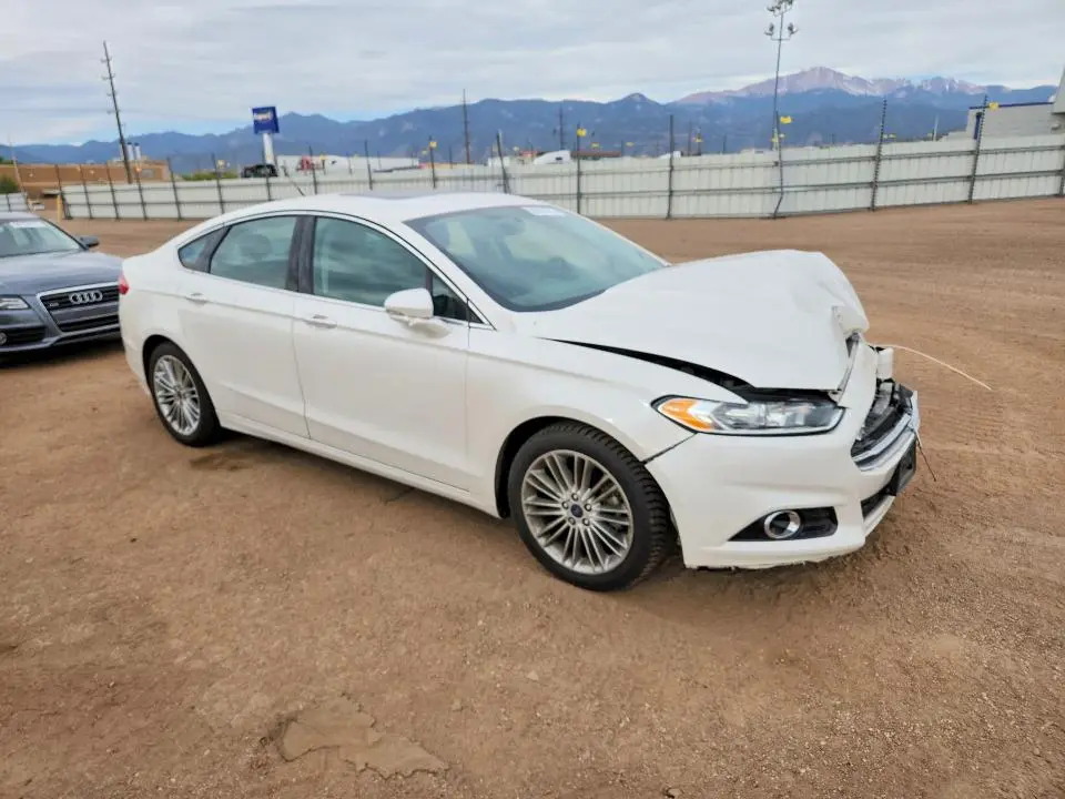 2016 FORD FUSION SE  