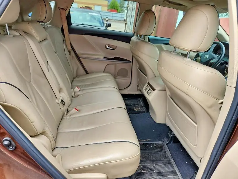 2010 TOYOTA VENZA AWD V6  