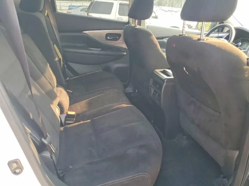 2015 NISSAN MURANO S  