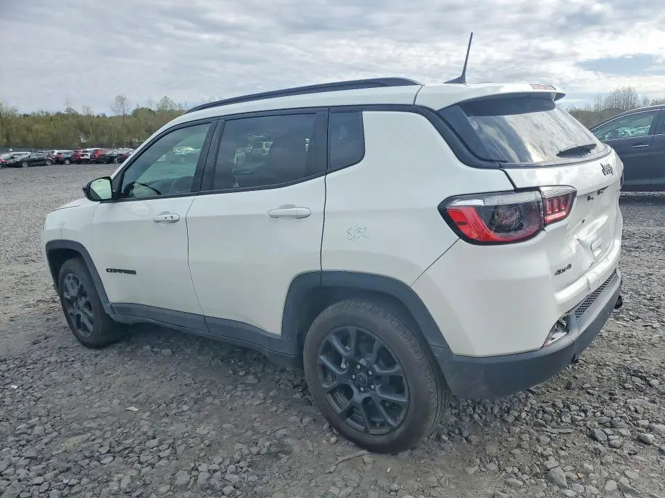 2026 JEEP COMPASS LATITUDE  