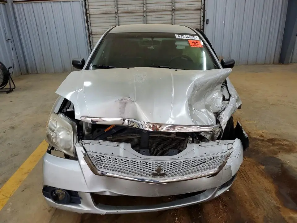 2011 MITSUBISHI GALANT FE  