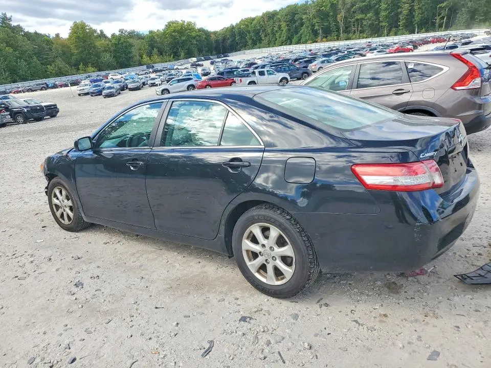 2011 TOYOTA CAMRY LE  