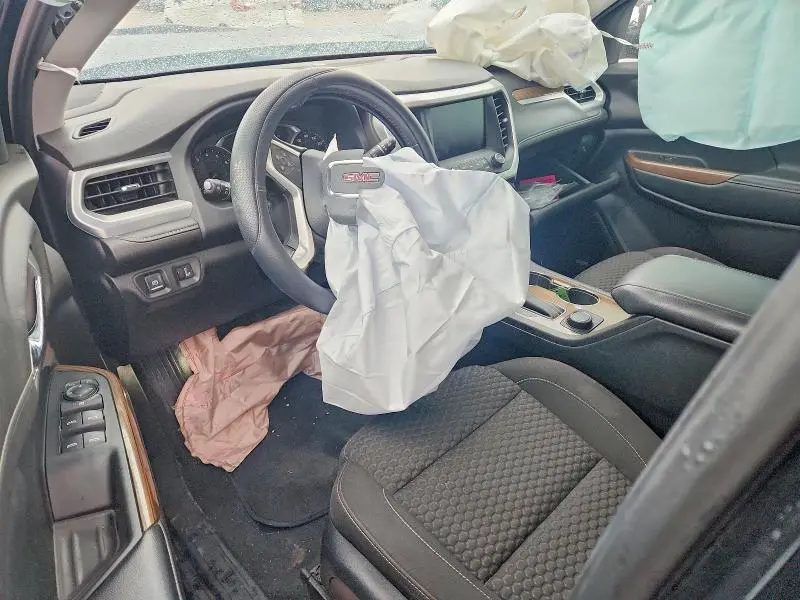 2019 GMC ACADIA SLE  
