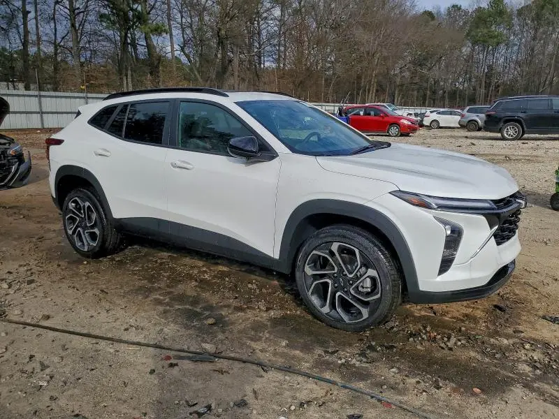 2025 CHEVROLET TRAX 2RS  