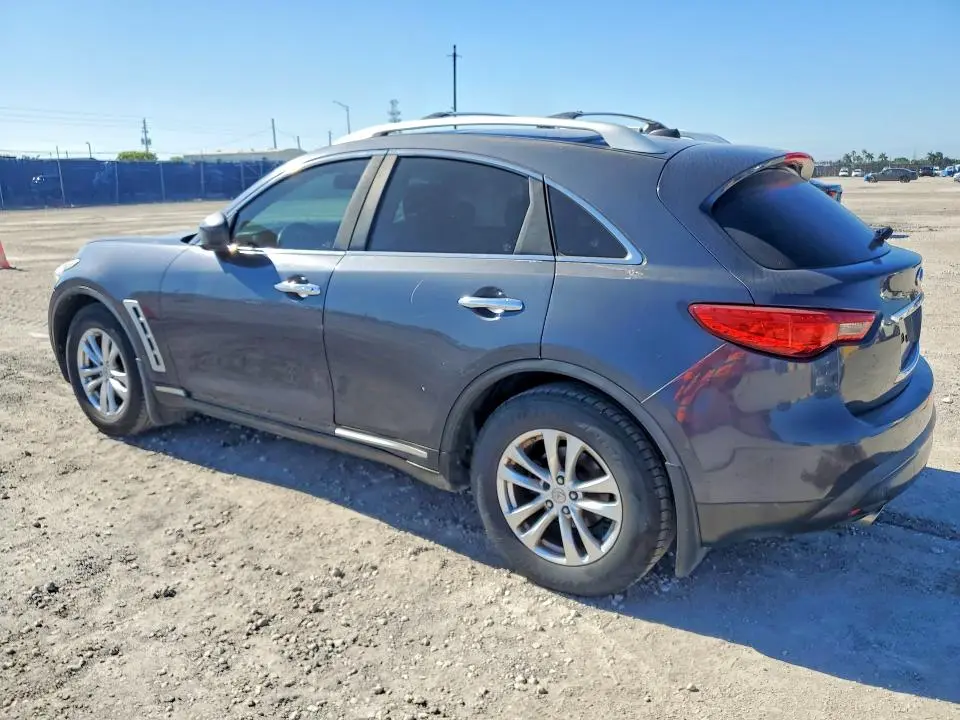 2010 INFINITI FX35 BASE  