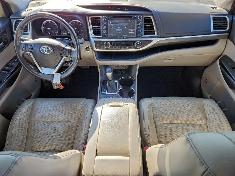 2017 TOYOTA HIGHLANDER LIMITED  