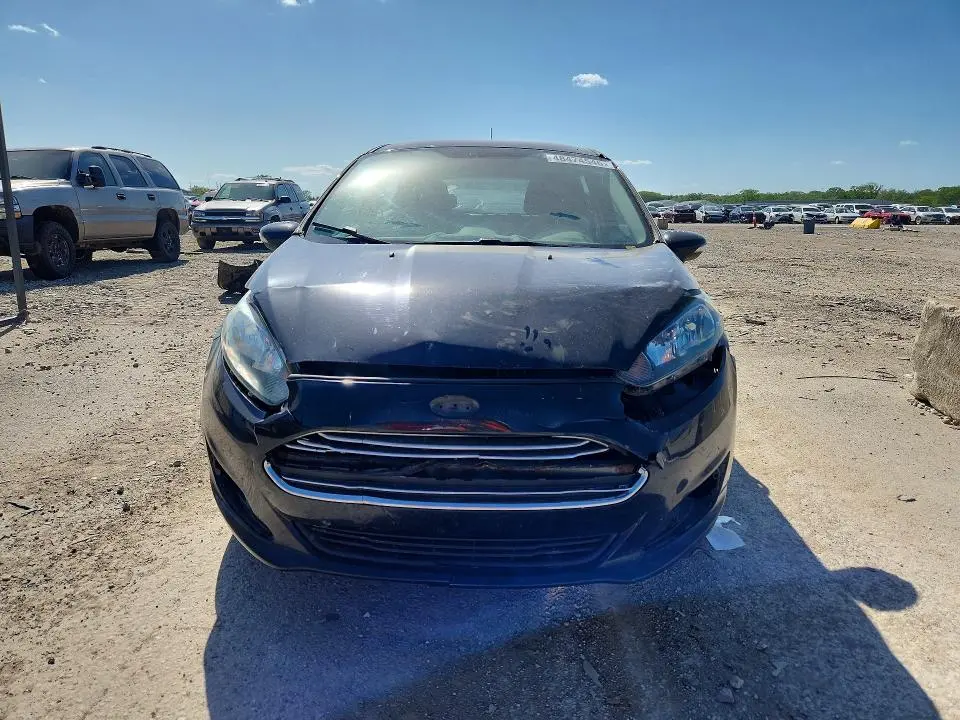 2015 FORD FIESTA SE  