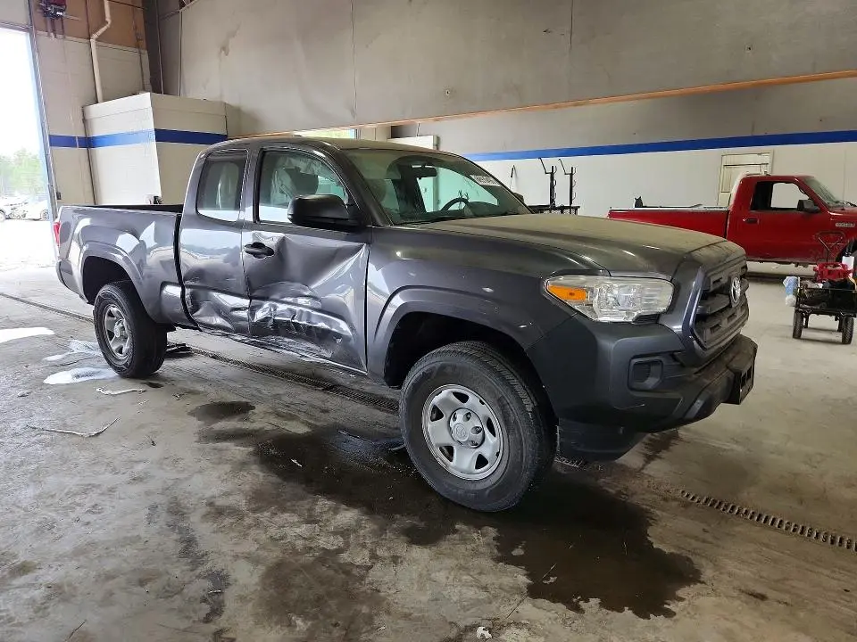 2016 TOYOTA TACOMA   