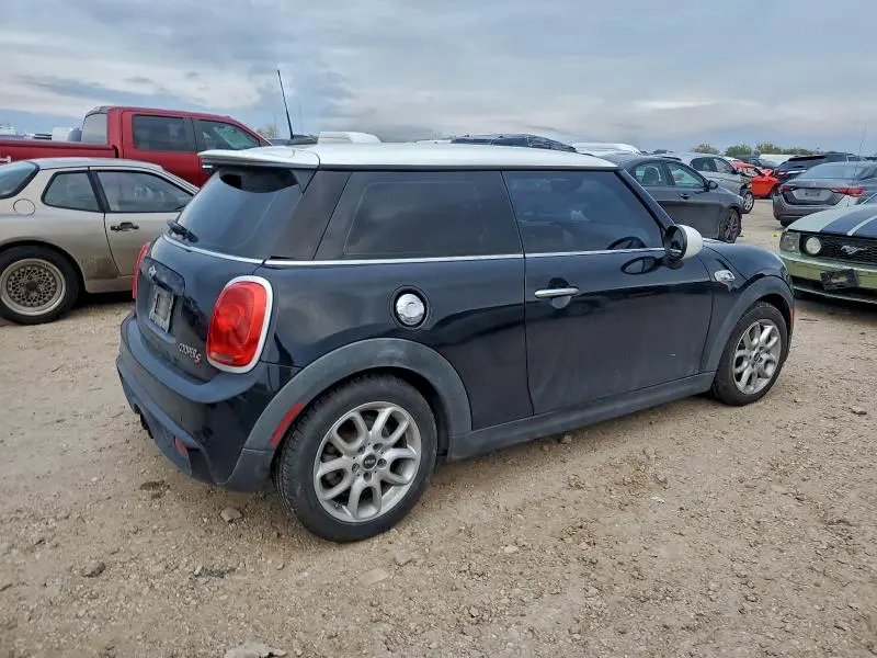 2017 MINI COOPER S  