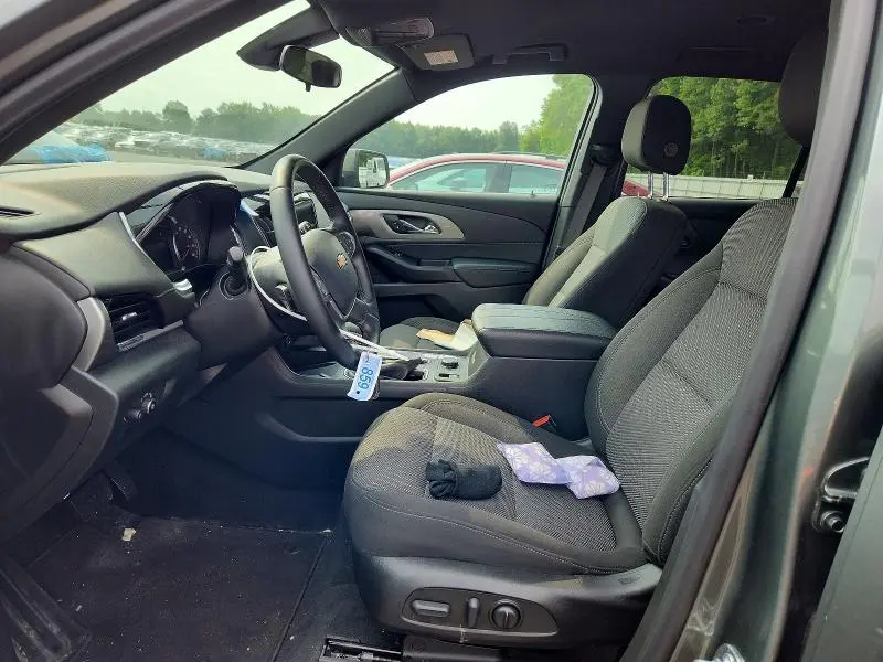 2023 CHEVROLET TRAVERSE LT  