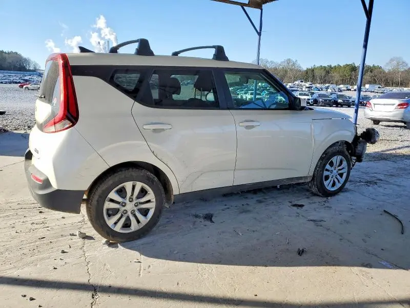2022 KIA SOUL LX  